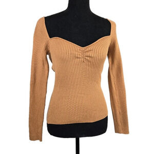 MAJORELLE ribbed Heart Neckline Long sleeve Top